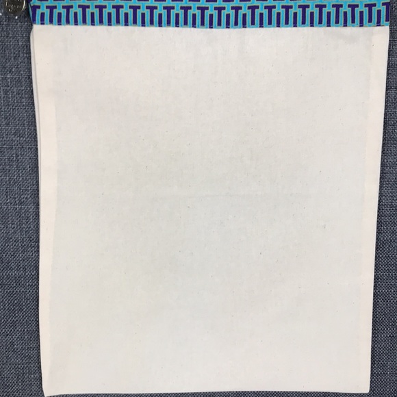 Tory Burch Set of 2 Dust / Shoe / Travel Bags 12” x 15” in Great Condition - Picture 4 of 17